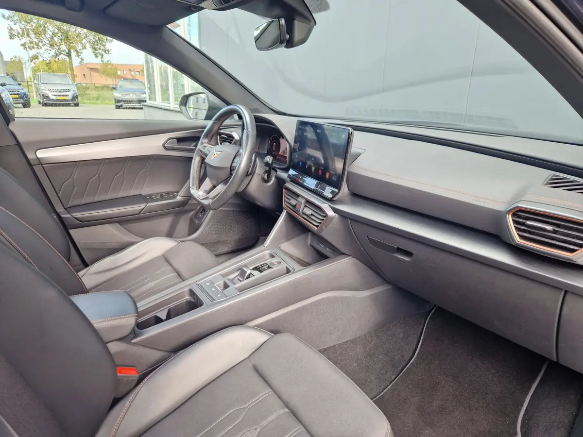 1.4 e-Hybrid VZ Performance 245PK