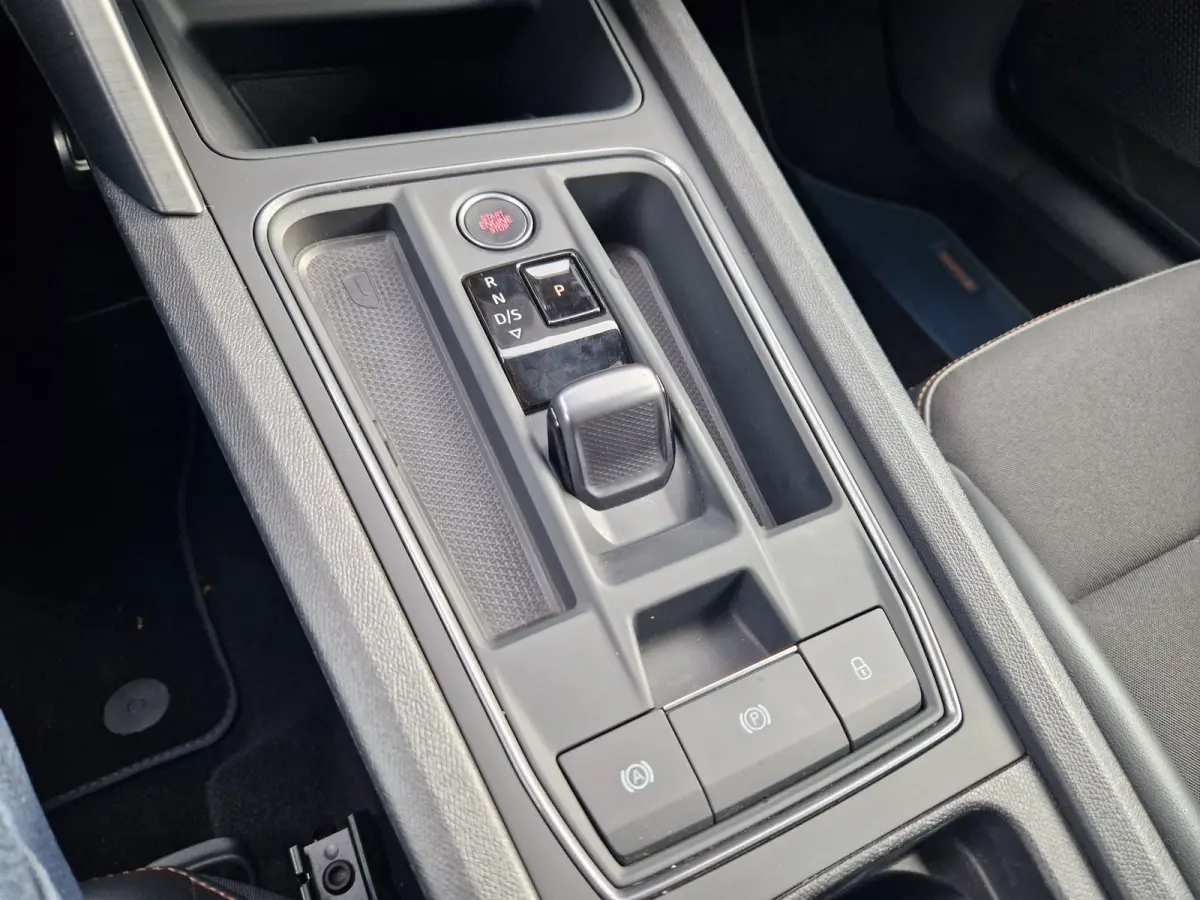 1.4 e-Hybrid VZ Performance 245PK