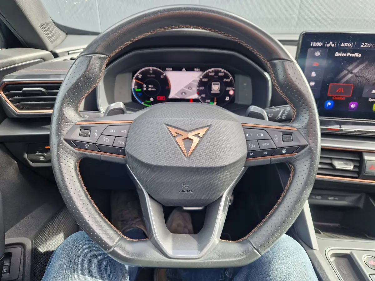 1.4 e-Hybrid VZ Performance 245PK