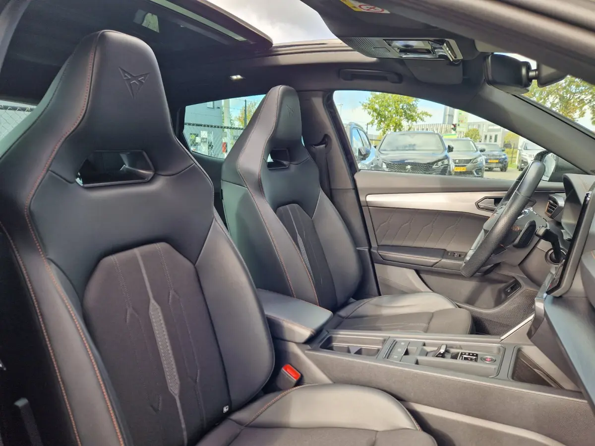 1.4 e-Hybrid VZ Performance 245PK
