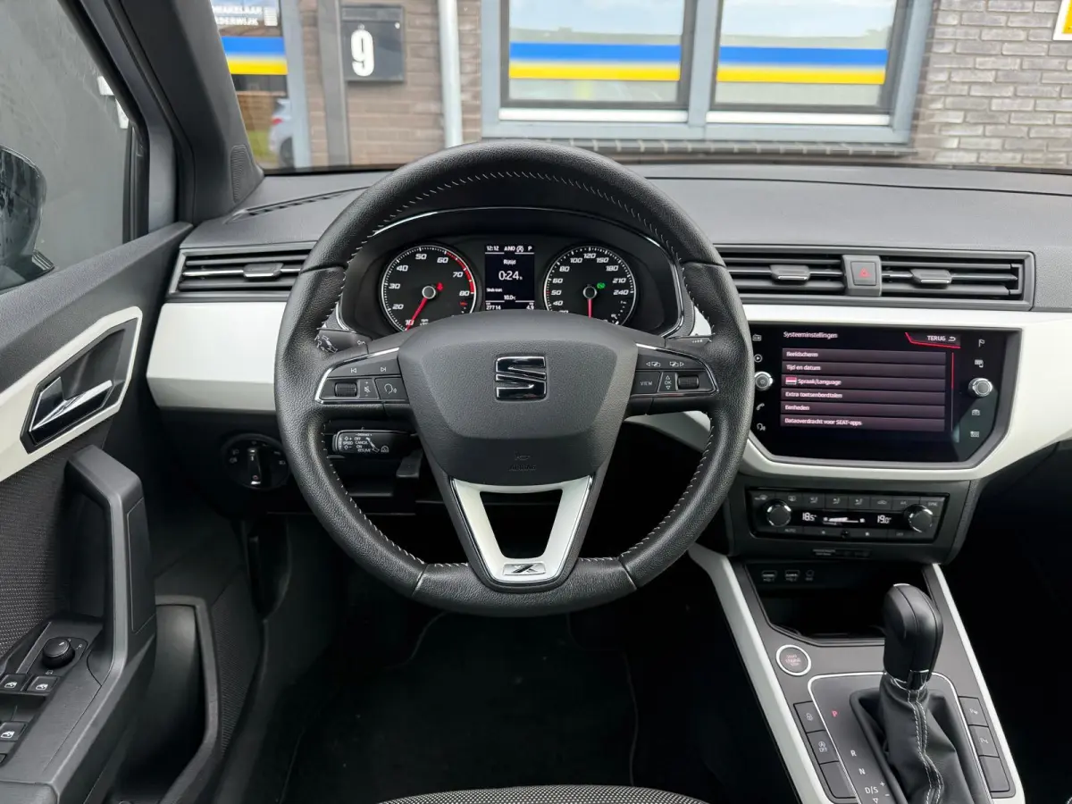 1.0 TSI Xcellence Business Intense | LED | LAGE KM | ACC | CLIMA | CAMERA | CARPLAY | TREKHAAK |