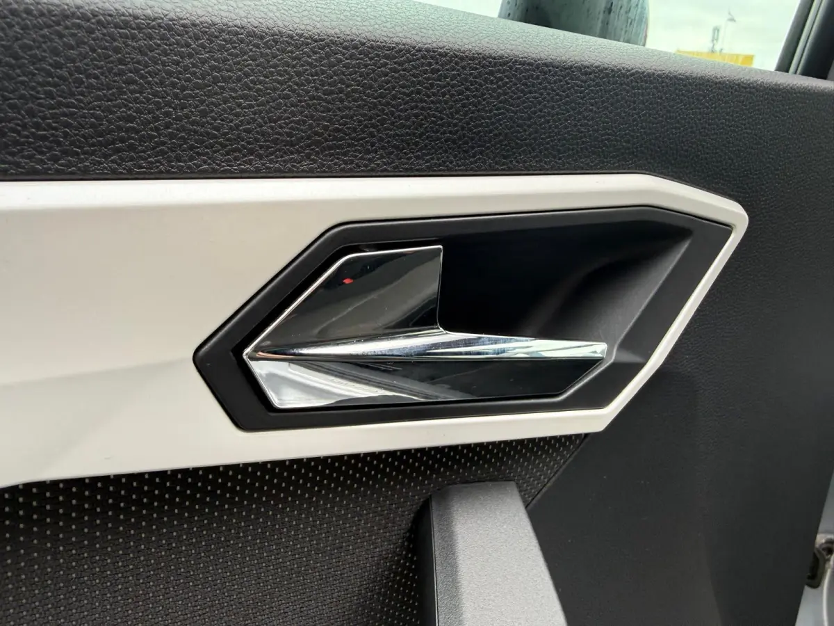 1.0 TSI Xcellence Business Intense | LED | LAGE KM | ACC | CLIMA | CAMERA | CARPLAY | TREKHAAK |