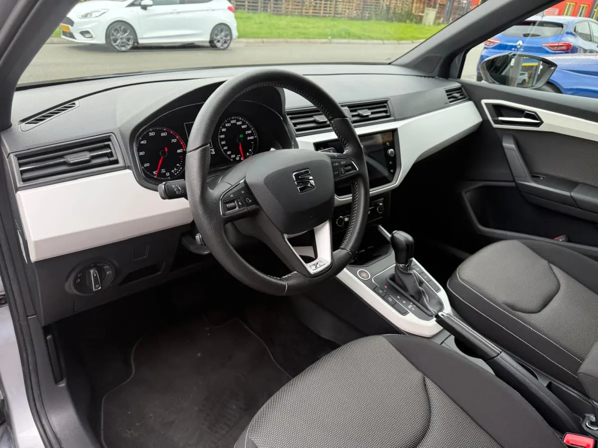 1.0 TSI Xcellence Business Intense | LED | LAGE KM | ACC | CLIMA | CAMERA | CARPLAY | TREKHAAK |