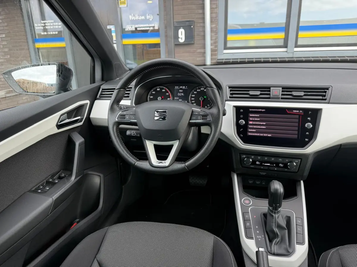 1.0 TSI Xcellence Business Intense | LED | LAGE KM | ACC | CLIMA | CAMERA | CARPLAY | TREKHAAK |