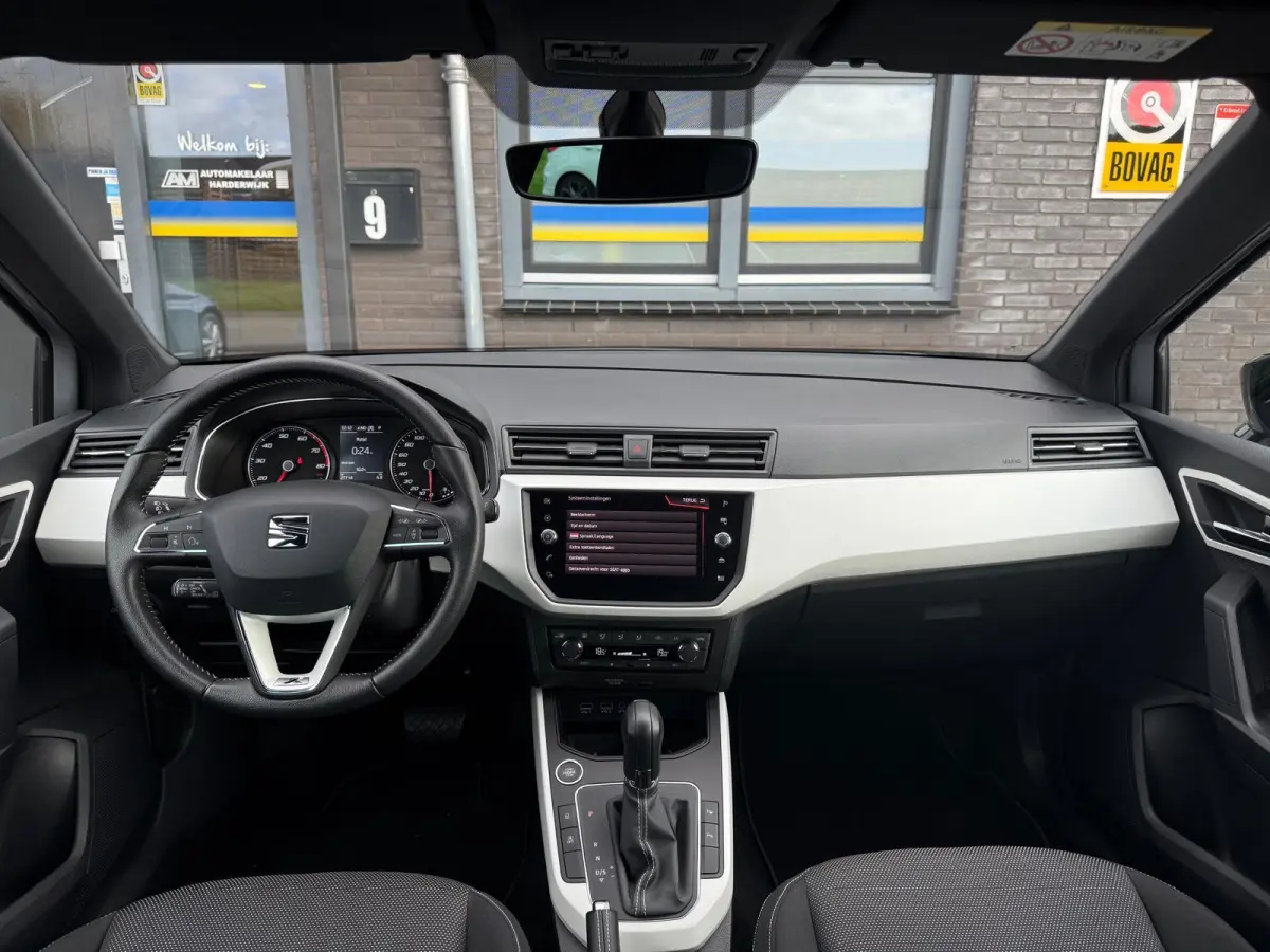 1.0 TSI Xcellence Business Intense | LED | LAGE KM | ACC | CLIMA | CAMERA | CARPLAY | TREKHAAK |