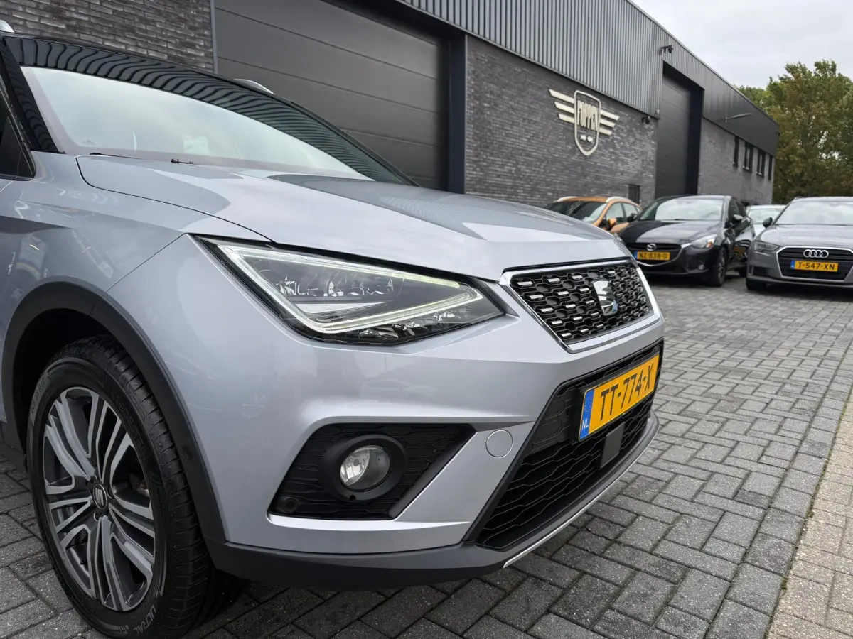 1.0 TSI Xcellence Business Intense | LED | LAGE KM | ACC | CLIMA | CAMERA | CARPLAY | TREKHAAK |