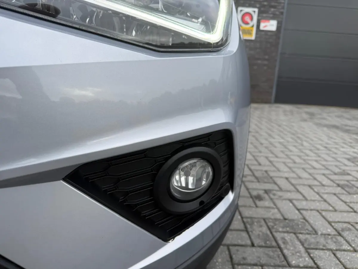 1.0 TSI Xcellence Business Intense | LED | LAGE KM | ACC | CLIMA | CAMERA | CARPLAY | TREKHAAK |