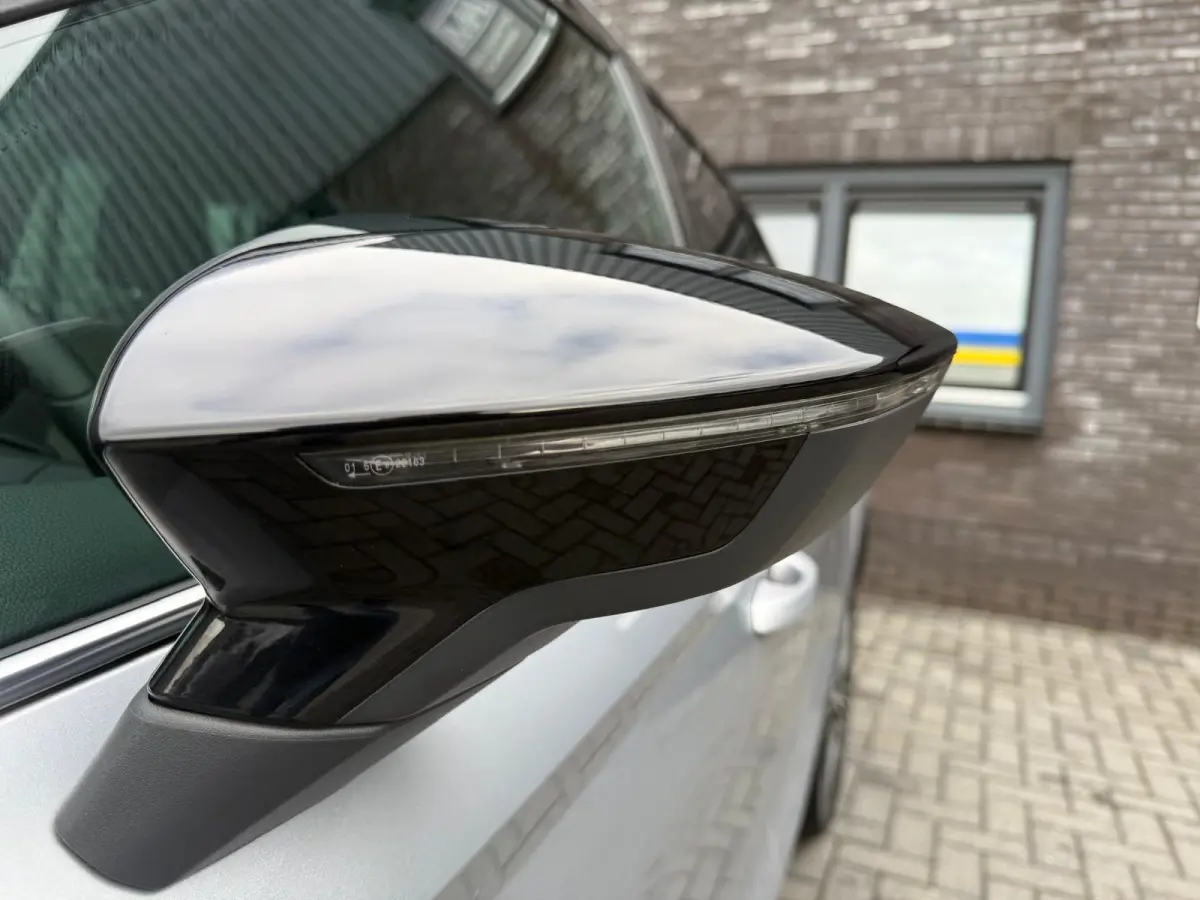 1.0 TSI Xcellence Business Intense | LED | LAGE KM | ACC | CLIMA | CAMERA | CARPLAY | TREKHAAK |