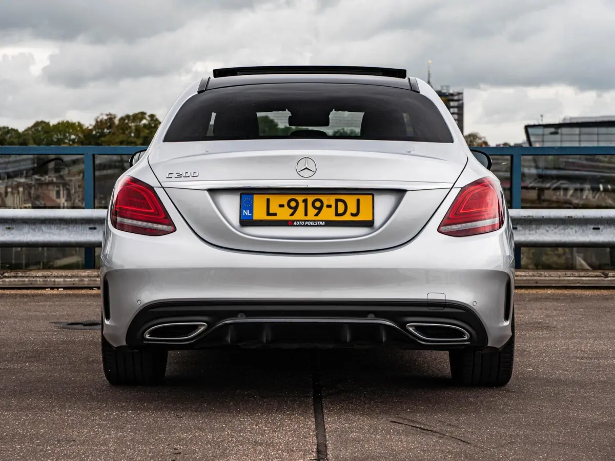 200 AMG Night Edition 184 PK | Panoramadak | Sfeerverlichting | Multibeam LED | Digital Cockpit | 360 Camera | Sfeerverlichting | Dealeronderhouden