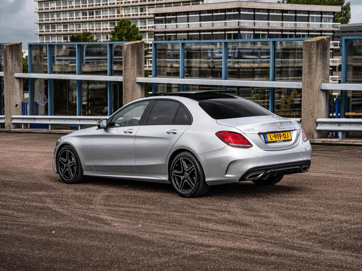200 AMG Night Edition 184 PK | Panoramadak | Sfeerverlichting | Multibeam LED | Digital Cockpit | 360 Camera | Sfeerverlichting | Dealeronderhouden