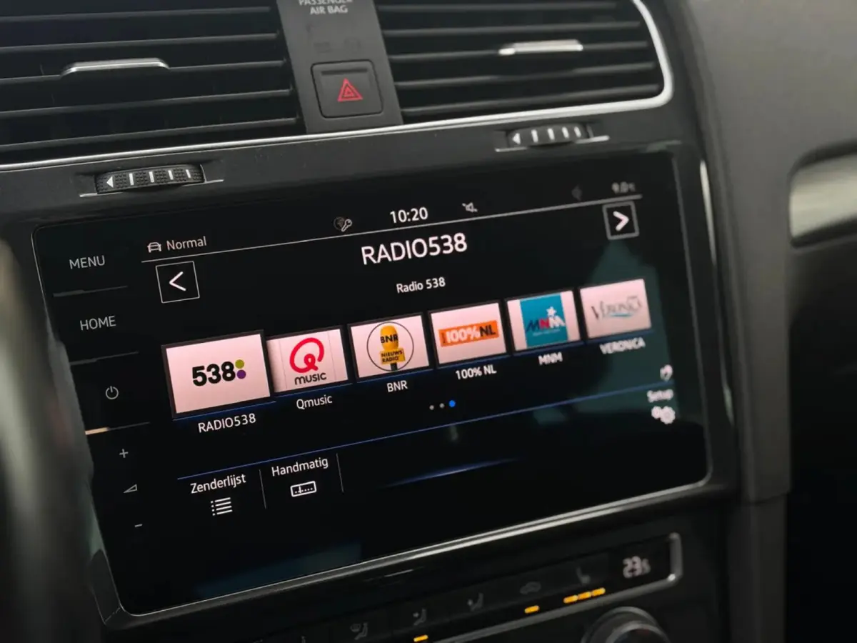 E-Golf (NL-auto, Goed OndH, Leder Dynaudio, Digitale Dash, StoelV, Climate Con, Cruise Con, Etc)