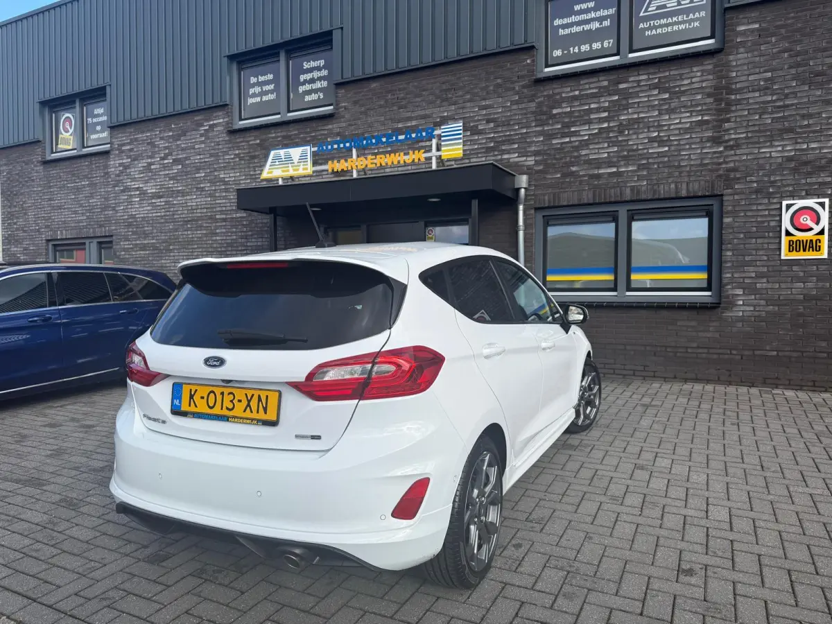 1.0 EcoBoost Hybrid ST-Line X DAB | CARPLAY | STUUR/STOELVWERM. | CRUISE | CAMERA | CARPLAY |