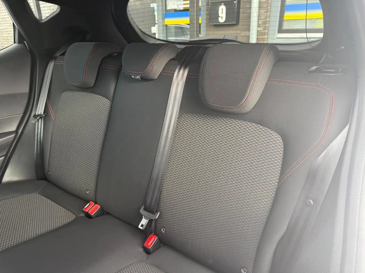 1.0 EcoBoost Hybrid ST-Line X DAB | CARPLAY | STUUR/STOELVWERM. | CRUISE | CAMERA | CARPLAY |