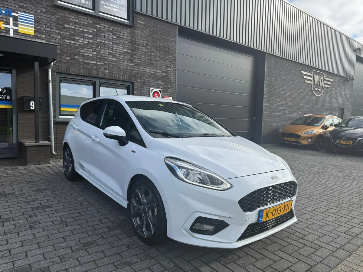 1.0 EcoBoost Hybrid ST-Line X DAB | CARPLAY | STUUR/STOELVWERM. | CRUISE | CAMERA | CARPLAY |
