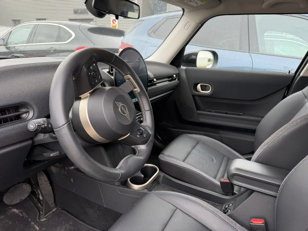1.5 Cooper C Classic XS Achteruitrijcamera Stuurverwarming Stoelverwarming Carplay