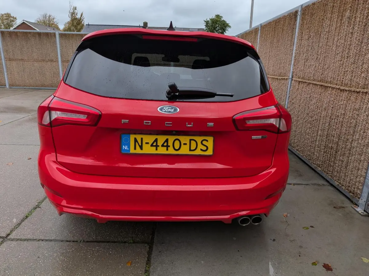 1.0 EcoBoost Hybrid ST Line X Business VOL!