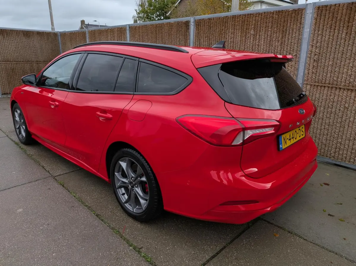 1.0 EcoBoost Hybrid ST Line X Business VOL!