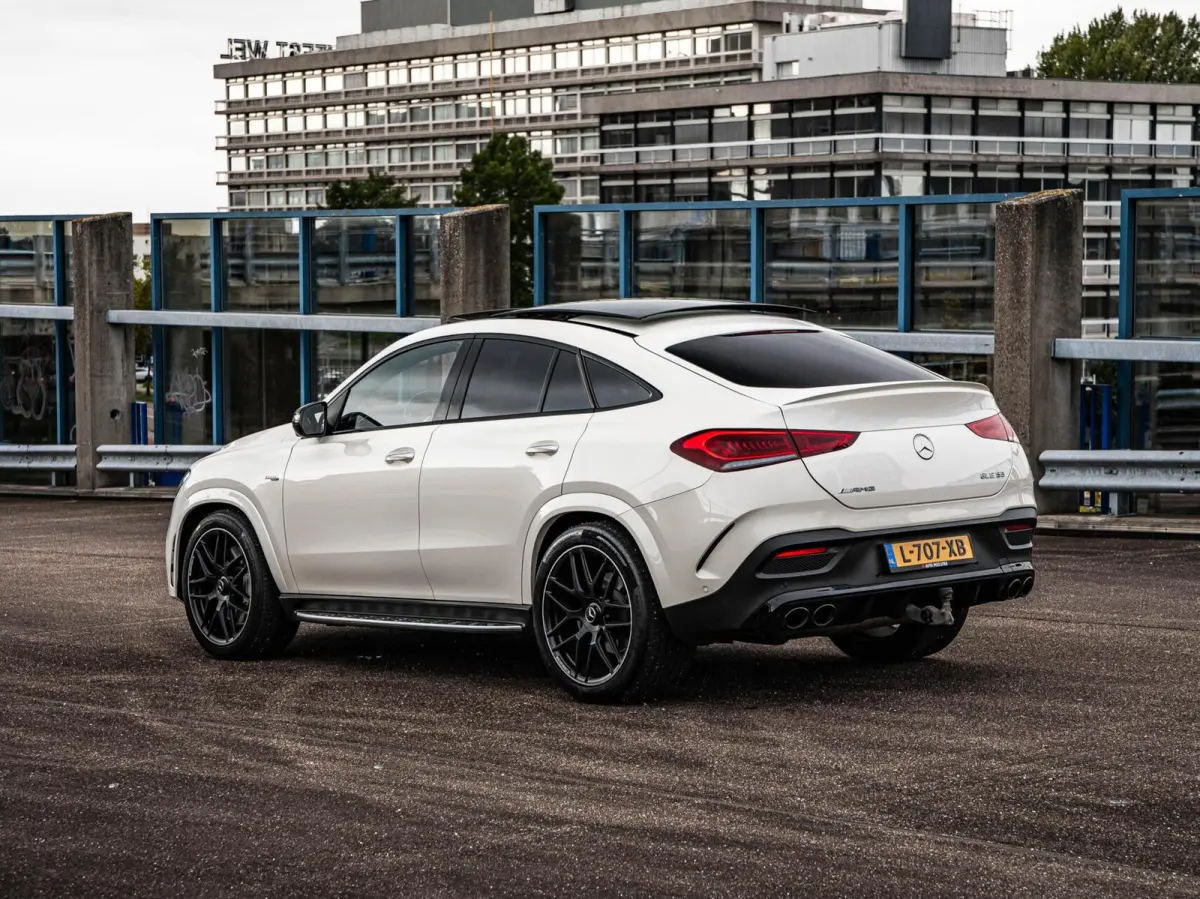 AMG 53 4MATIC+ Ultimate | Panoramadak | Luchtvering | Distronic | Trekhaak | Burmester | AMG Drive Unit | Memory | HUD | 360 Camera | Multibeam LED | 22" | Dealeronderhouden