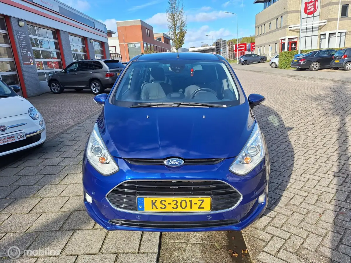 1.0 ECOBOOST TITANIUM • 1e Eigenaar • Climate •