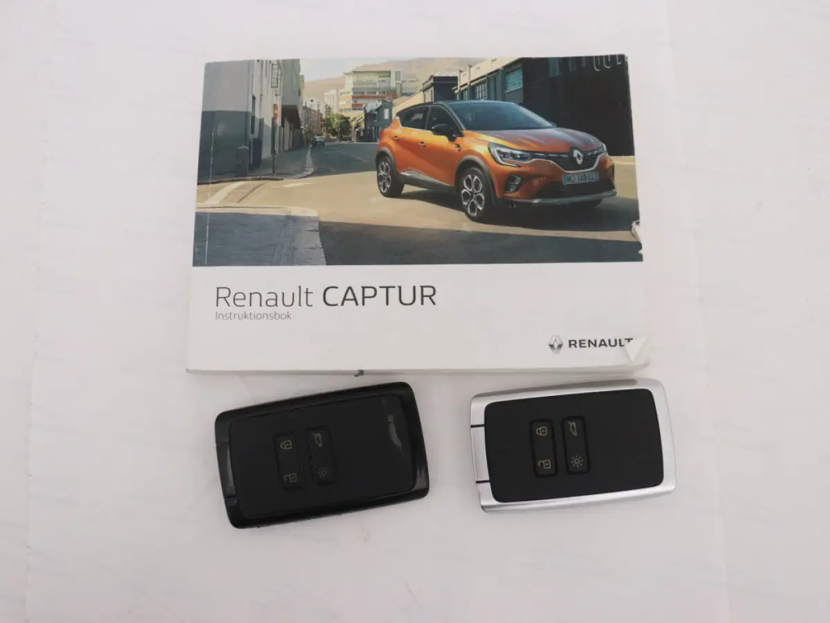 1.6 E-Tech Plug-in Hybrid 160PK Intens | NAVI GROOT | CAMERA | STOELVERWARMING