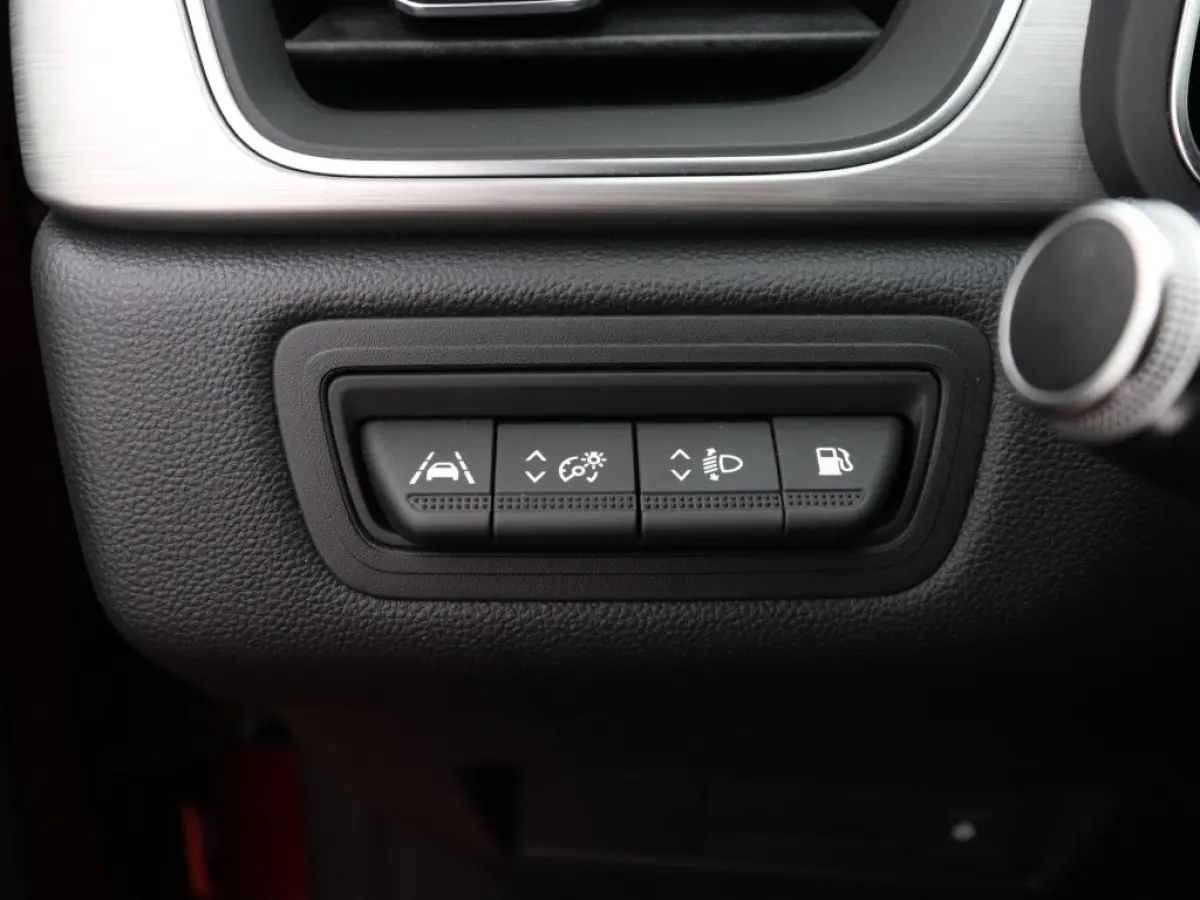 1.6 E-Tech Plug-in Hybrid 160PK Intens | NAVI GROOT | CAMERA | STOELVERWARMING