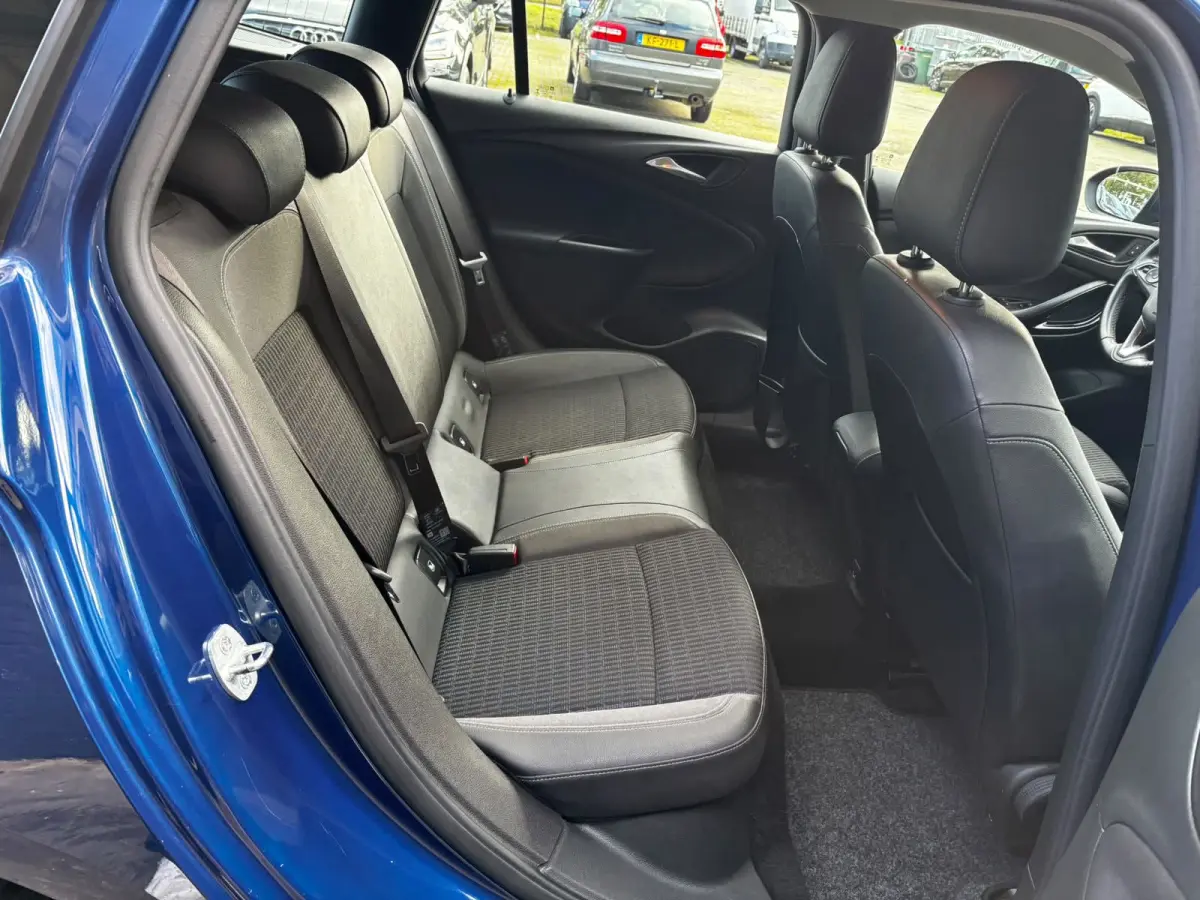 1.2 Business Elegance CARPLAY|125550KM|KEYLESS|TREKHAAK|CAMERA|NAVI