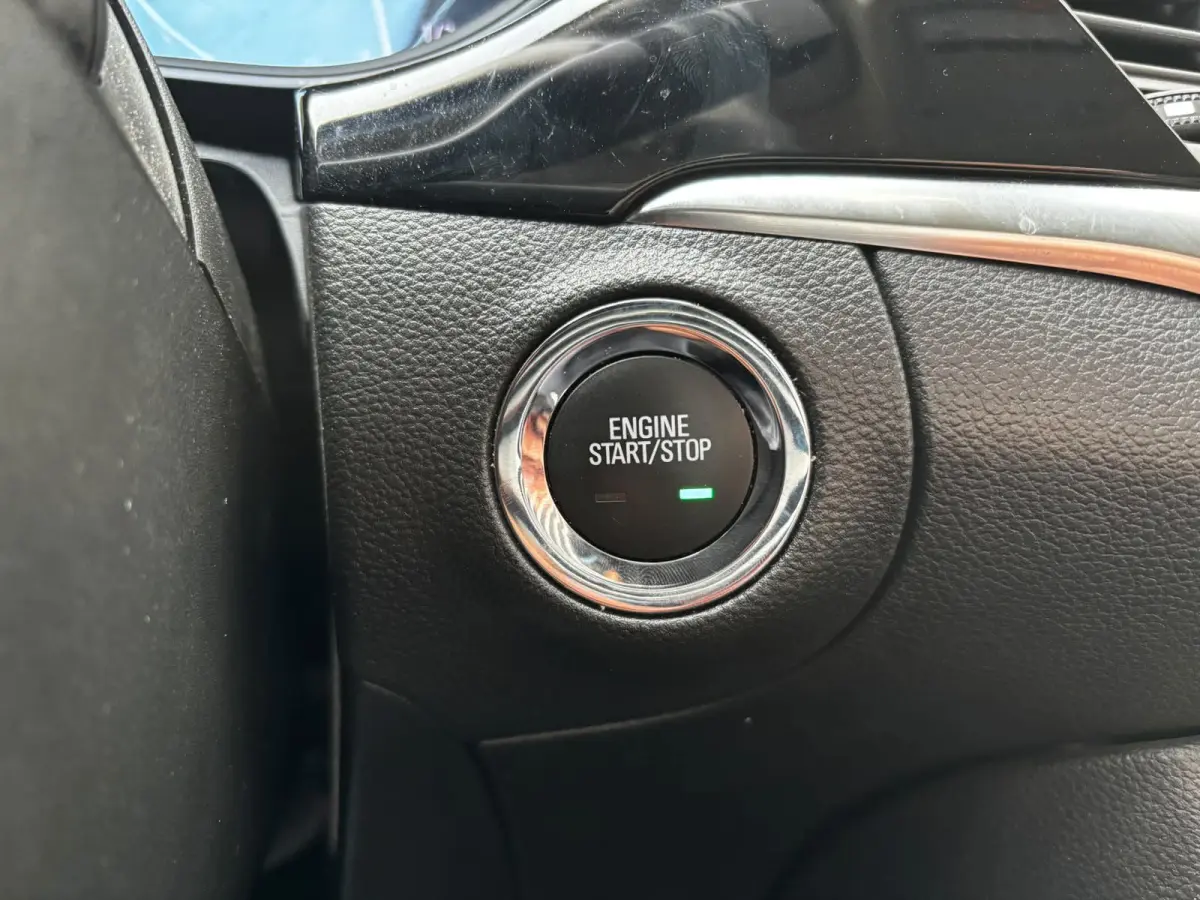 1.2 Business Elegance CARPLAY|125550KM|KEYLESS|TREKHAAK|CAMERA|NAVI