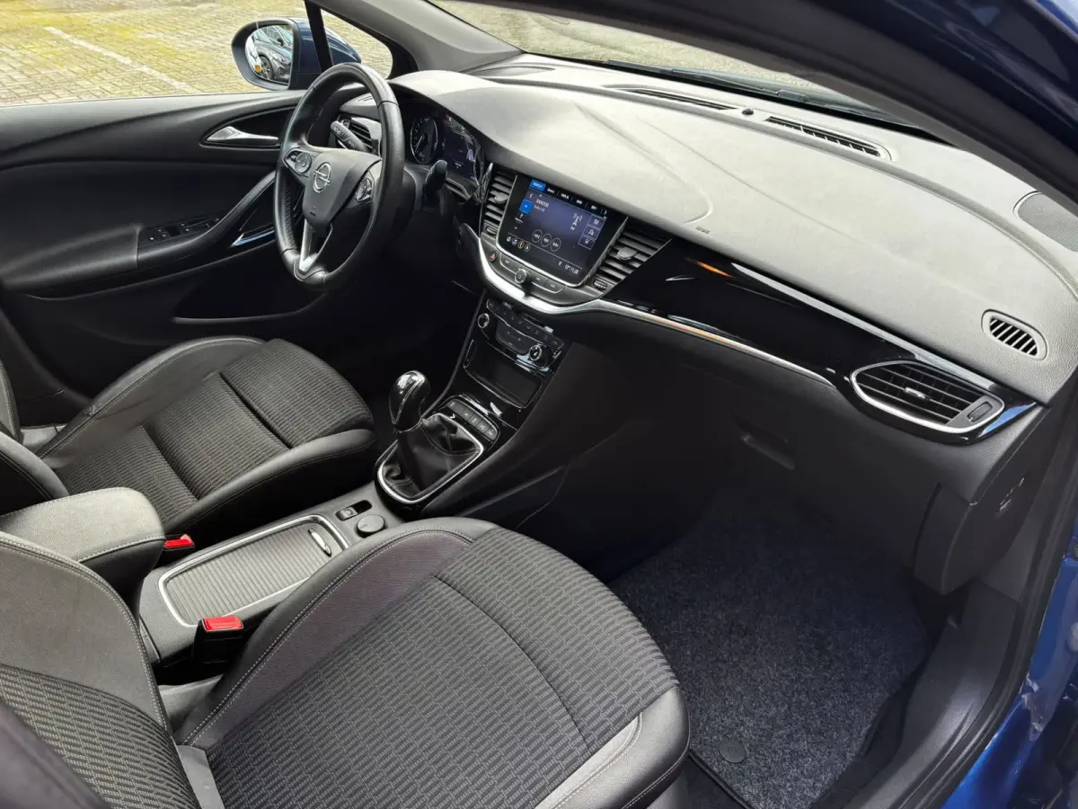 1.2 Business Elegance CARPLAY|125550KM|KEYLESS|TREKHAAK|CAMERA|NAVI