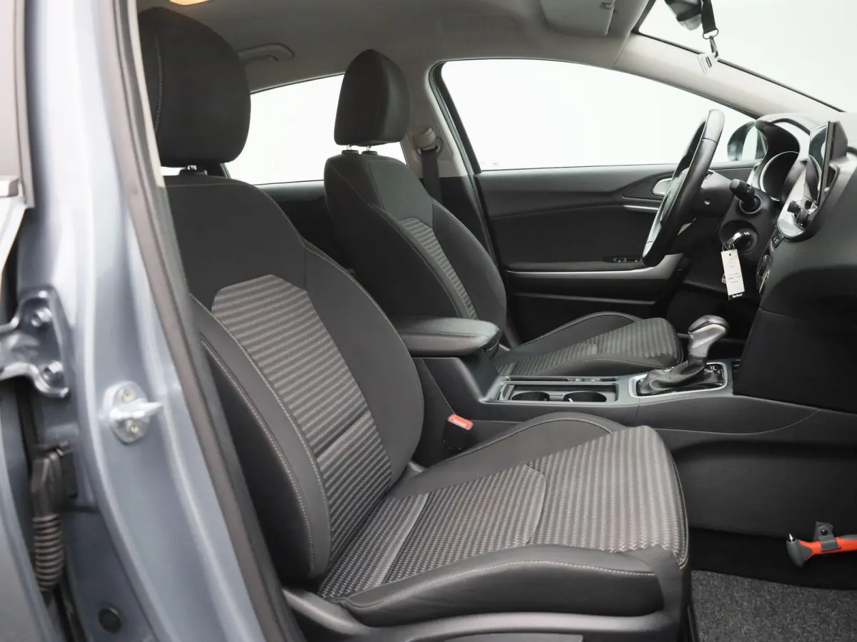 1.0 T-GDi MHEV DynamicLine