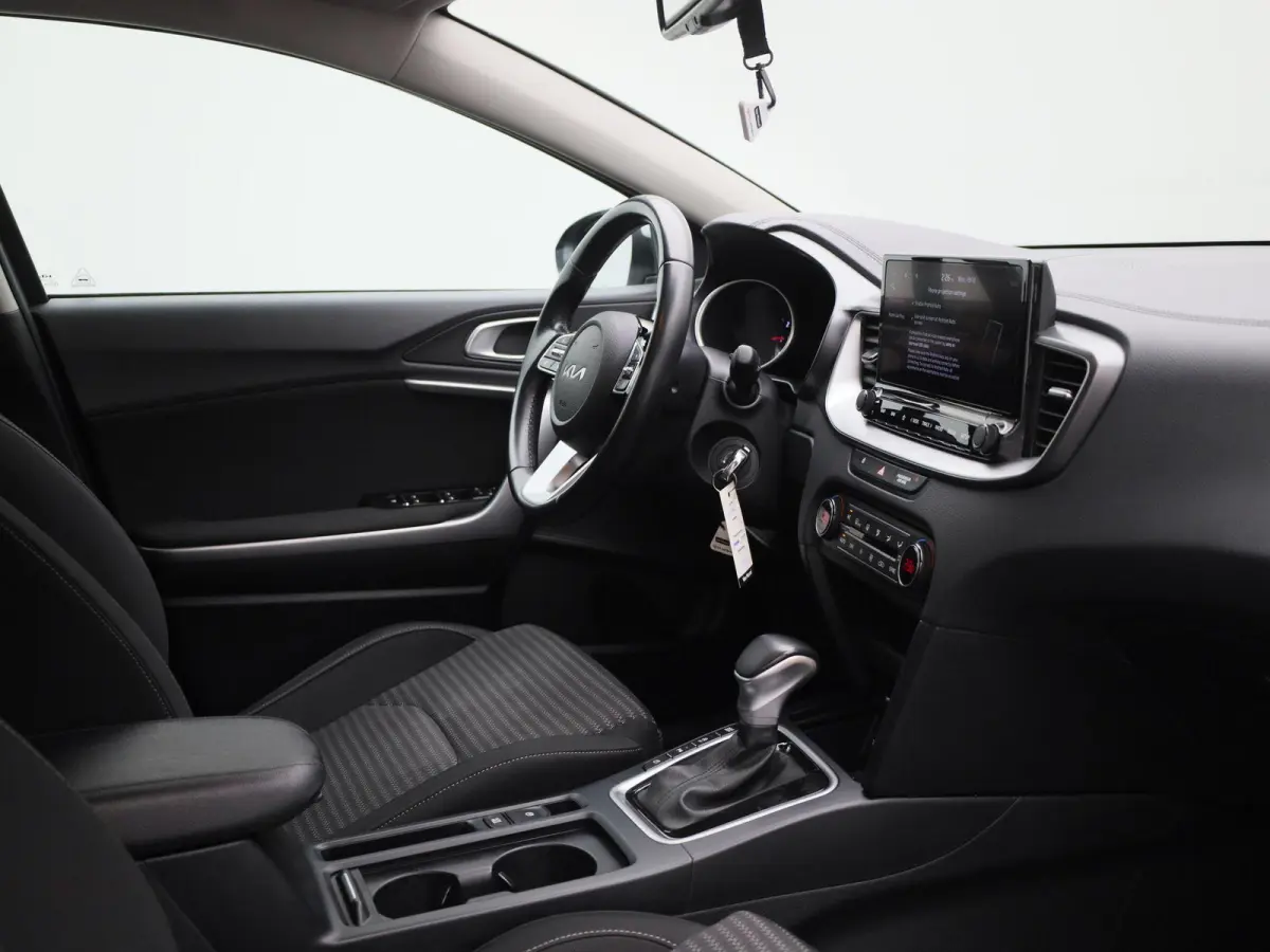 1.0 T-GDi MHEV DynamicLine