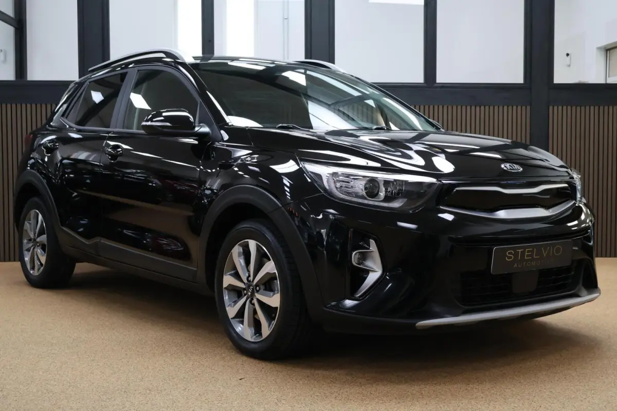 1.0 T-GDi MHEV DynamicPlusLine | Camera | Navi