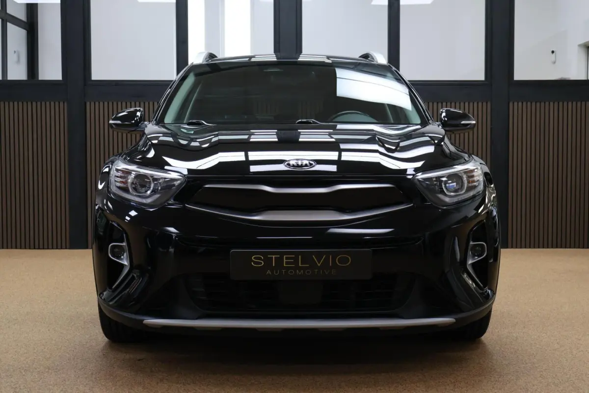 1.0 T-GDi MHEV DynamicPlusLine | Camera | Navi