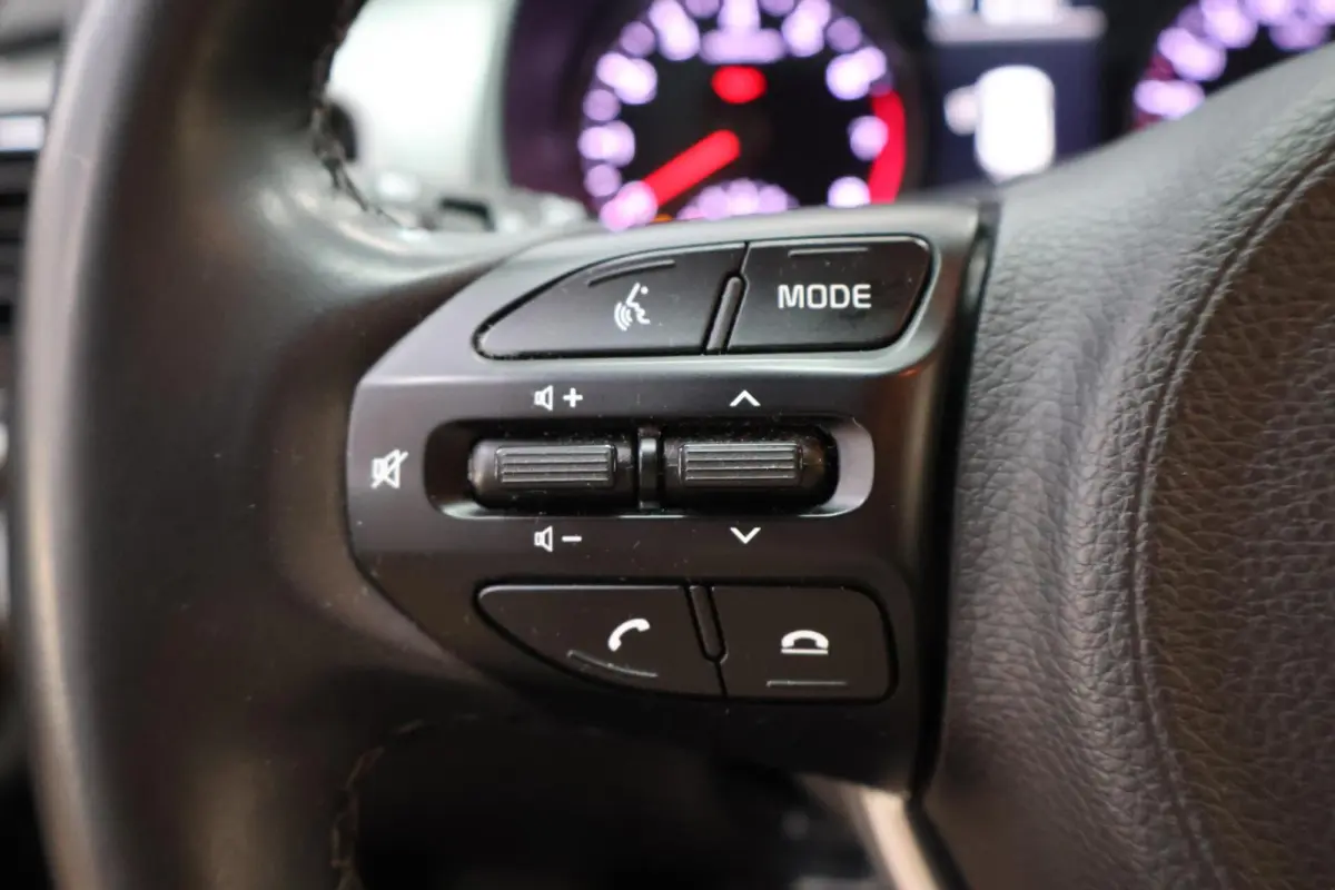 1.0 T-GDi MHEV DynamicPlusLine | Camera | Navi