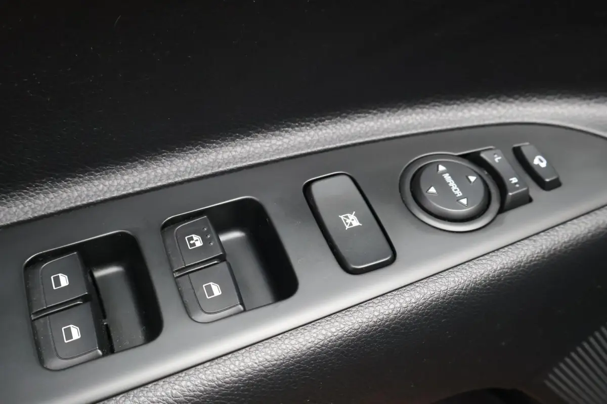1.0 T-GDi MHEV DynamicPlusLine | Camera | Navi