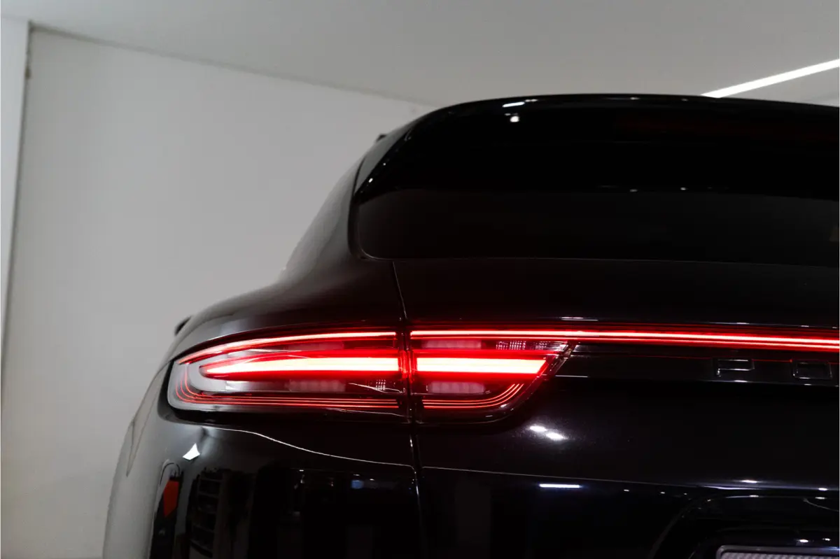 2.9 4 E-Hybrid 462PK | NL AUTO | Pano | Bose | Achterasbesturing | VOL! 12 MND Garantie
