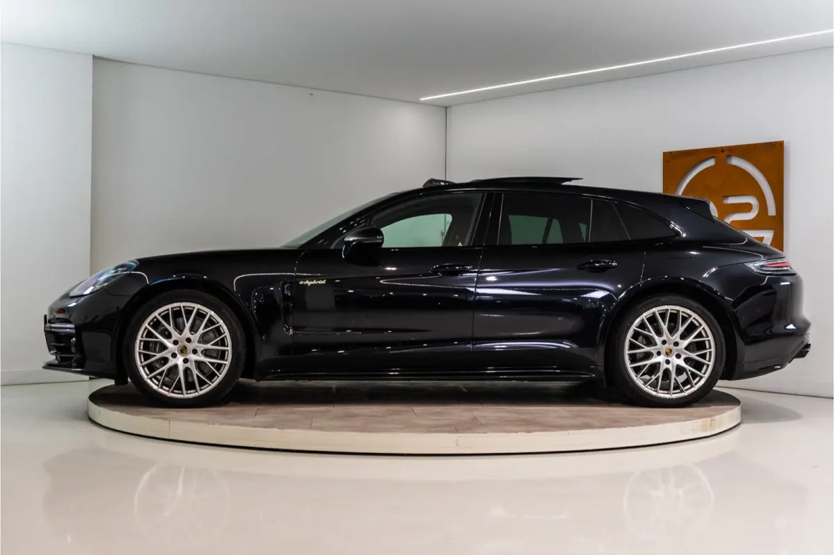2.9 4 E-Hybrid 462PK | NL AUTO | Pano | Bose | Achterasbesturing | VOL! 12 MND Garantie