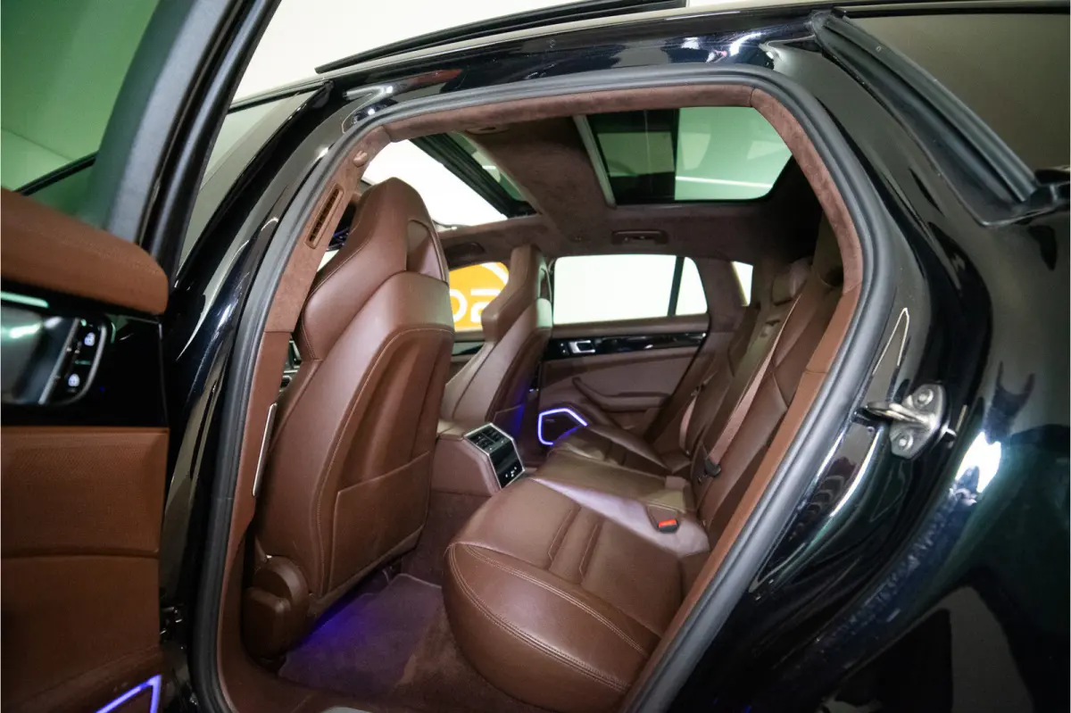 2.9 4 E-Hybrid 462PK | NL AUTO | Pano | Bose | Achterasbesturing | VOL! 12 MND Garantie
