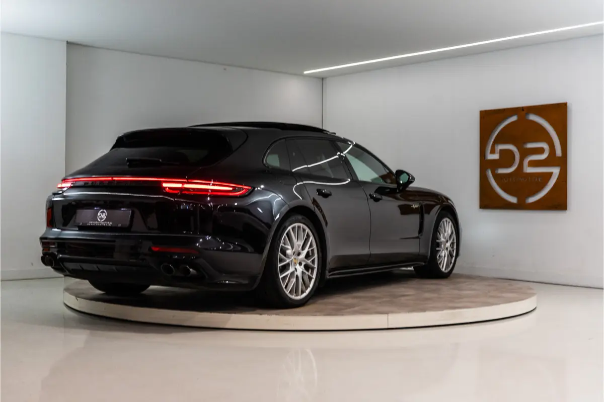 2.9 4 E-Hybrid 462PK | NL AUTO | Pano | Bose | Achterasbesturing | VOL! 12 MND Garantie