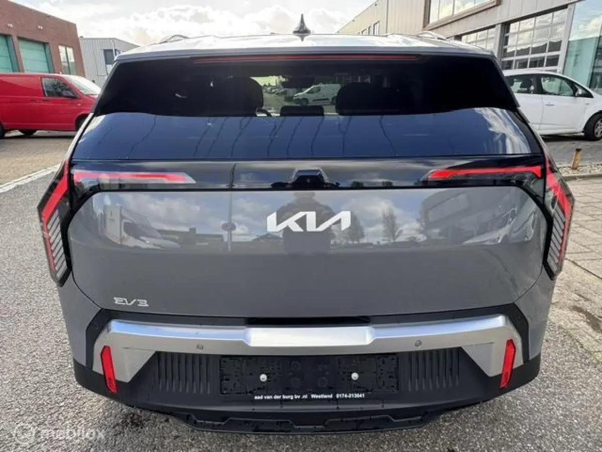 ExecutiveLine 81.4 kWh ruim 600km rijbereik , Luxe uitvoering Pano/ schuif/ kantel open dak , Leder bekleding , 360o camera , Dodehoek detectie , alle stoelen & stuur verwarmd € 35.000 ex 