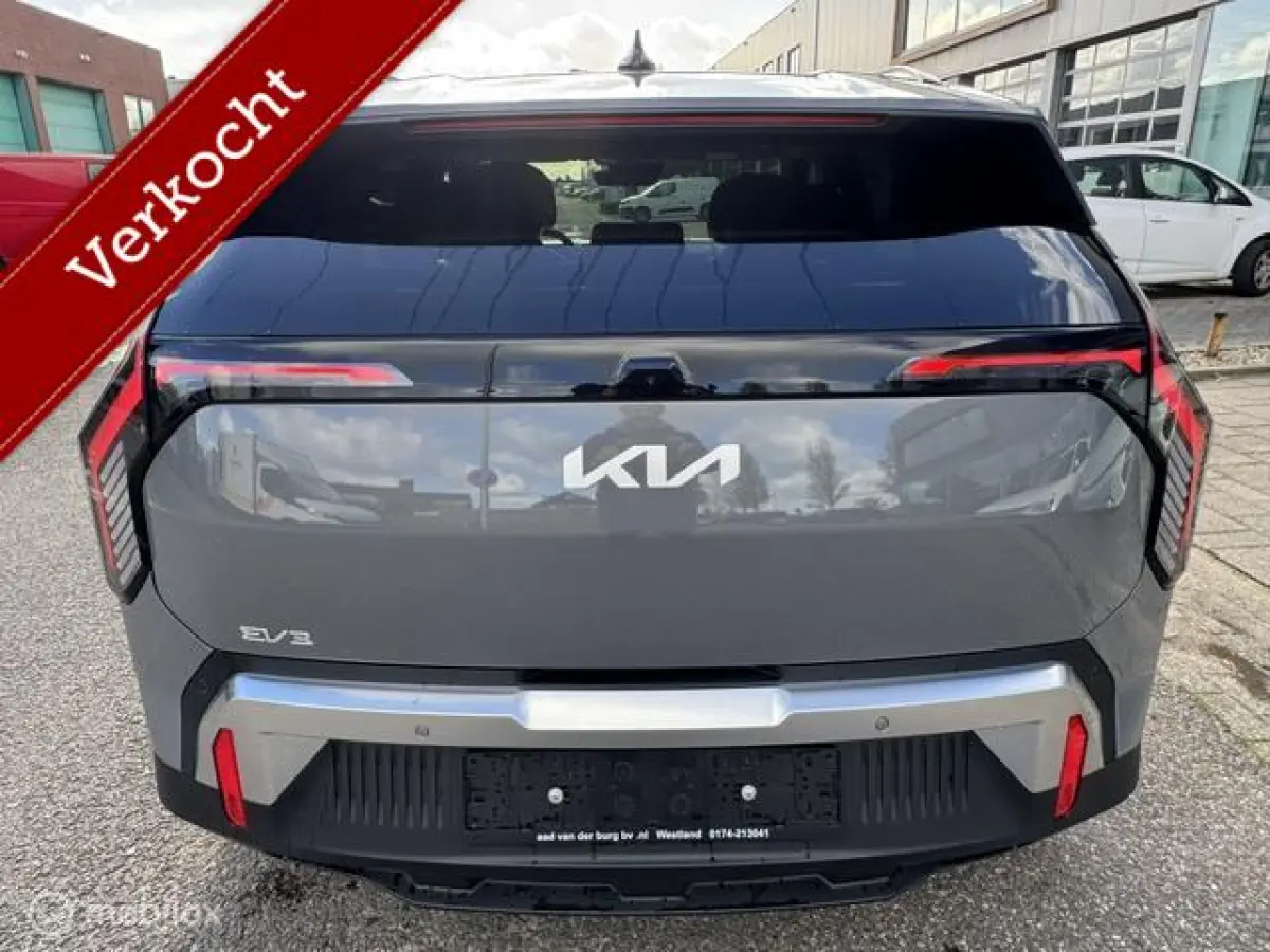 ExecutiveLine 81.4 kWh ruim 600km rijbereik , Luxe uitvoering Pano/ schuif/ kantel open dak , Leder bekleding , 360o camera , Dodehoek detectie , alle stoelen & stuur verwarmd € 35.000 ex 
