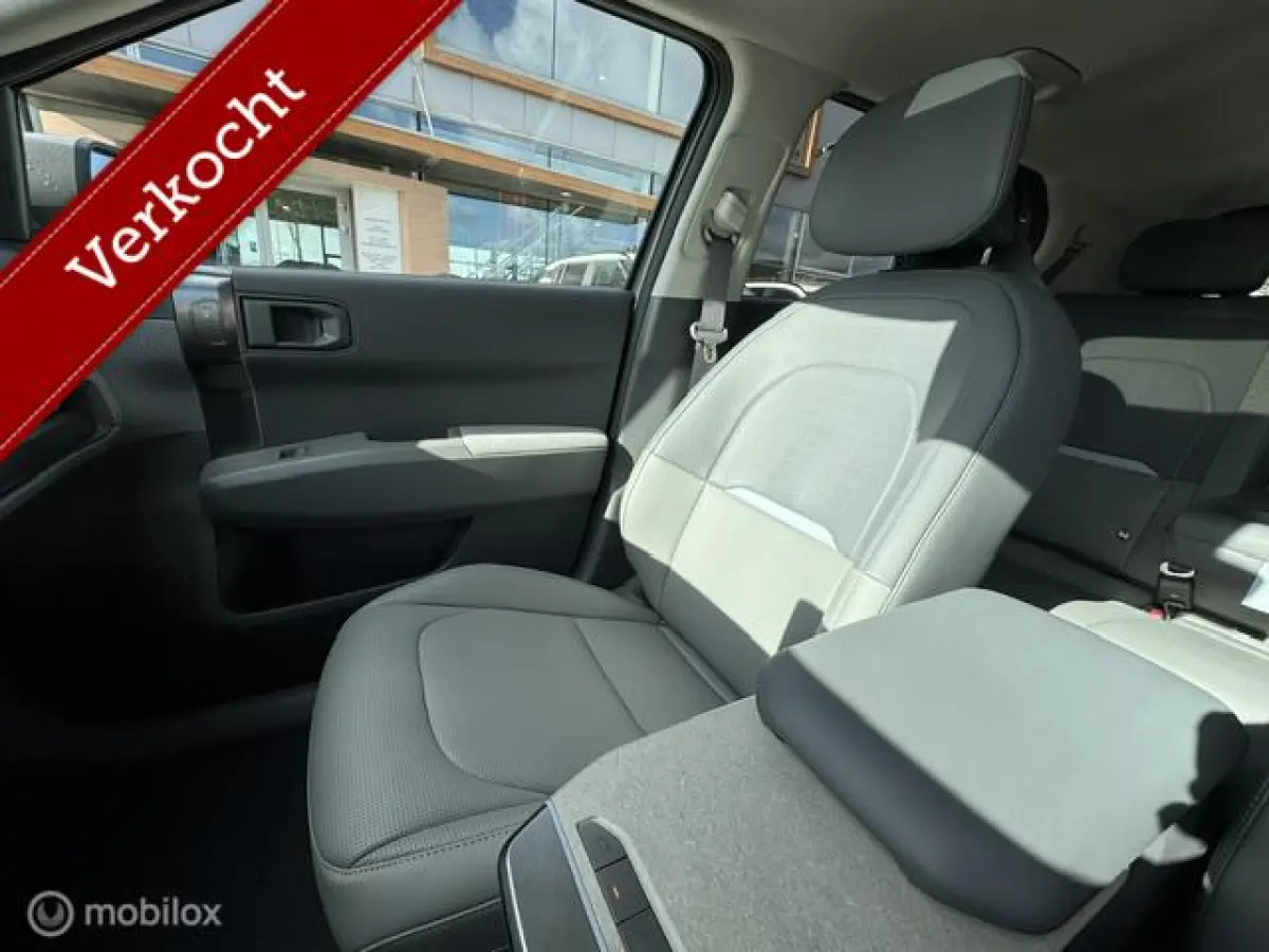 ExecutiveLine 81.4 kWh ruim 600km rijbereik , Luxe uitvoering Pano/ schuif/ kantel open dak , Leder bekleding , 360o camera , Dodehoek detectie , alle stoelen & stuur verwarmd € 35.000 ex 