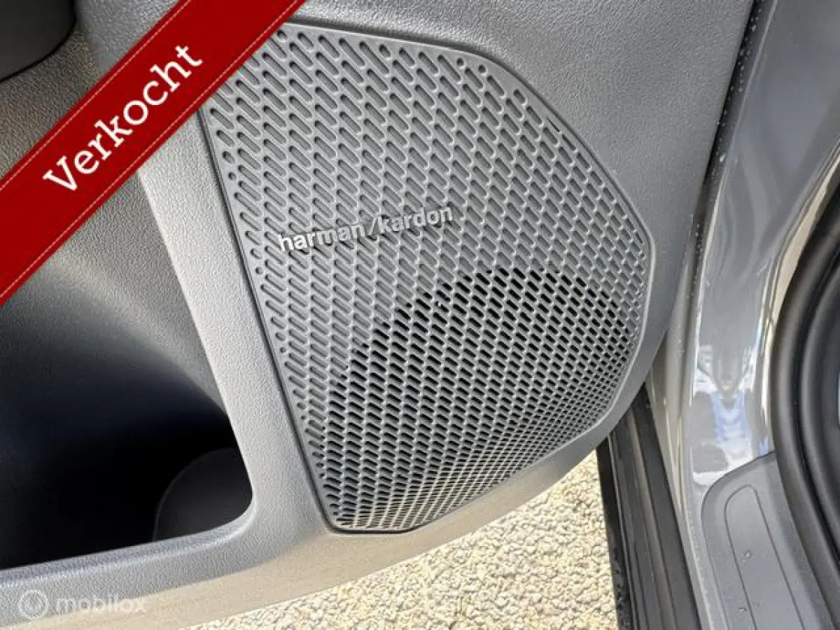 ExecutiveLine 81.4 kWh ruim 600km rijbereik , Luxe uitvoering Pano/ schuif/ kantel open dak , Leder bekleding , 360o camera , Dodehoek detectie , alle stoelen & stuur verwarmd € 35.000 ex 