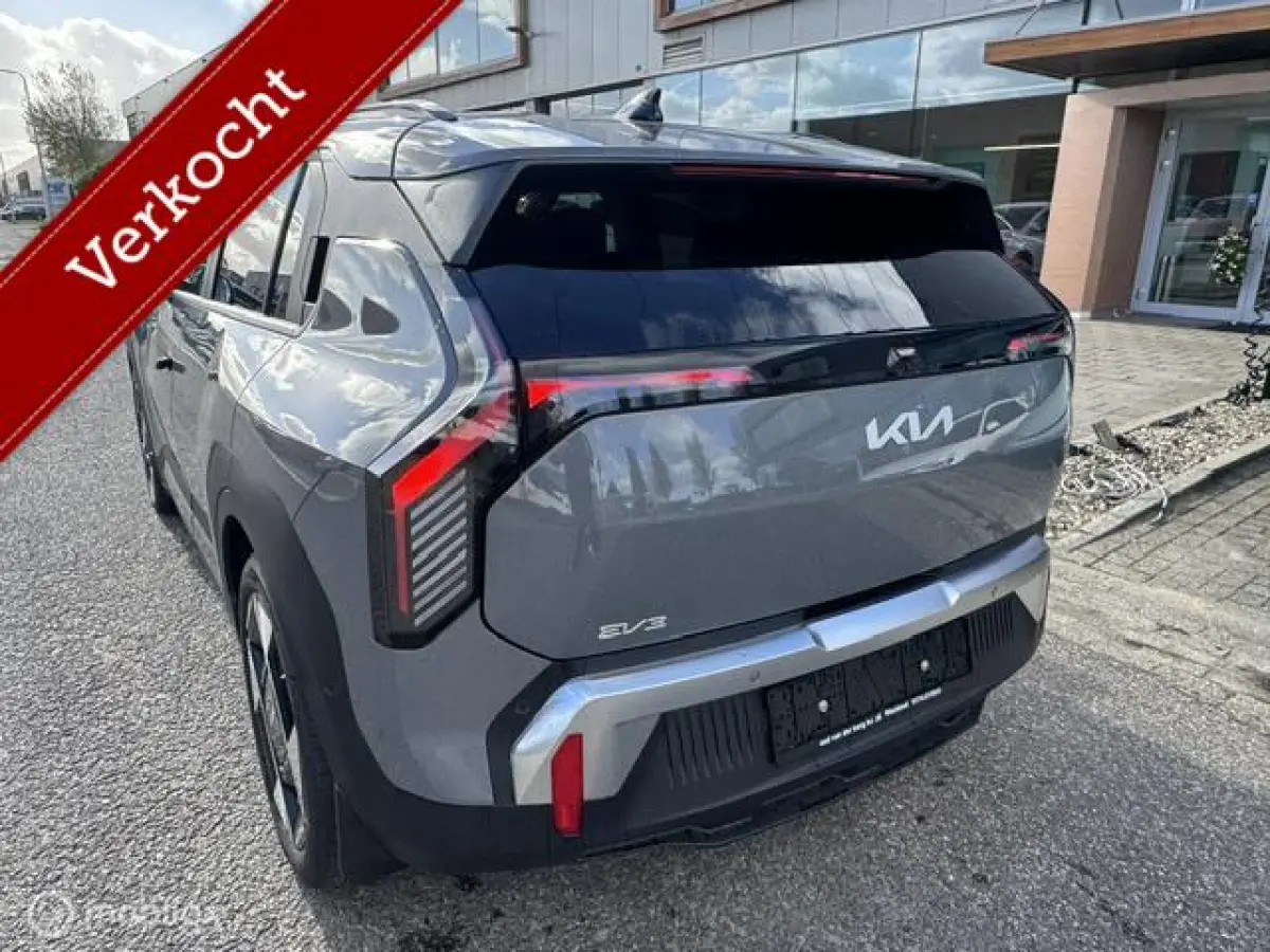 ExecutiveLine 81.4 kWh ruim 600km rijbereik , Luxe uitvoering Pano/ schuif/ kantel open dak , Leder bekleding , 360o camera , Dodehoek detectie , alle stoelen & stuur verwarmd € 35.000 ex 