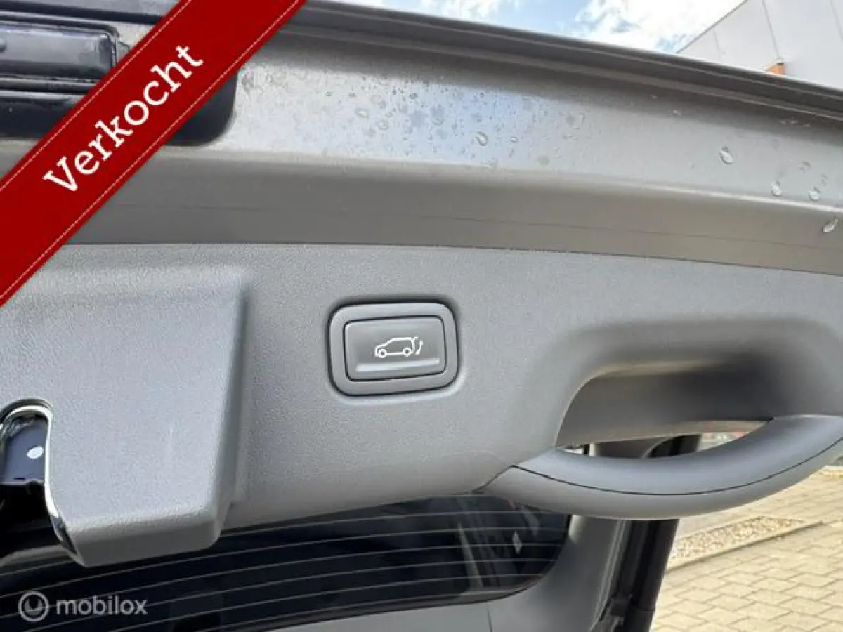 ExecutiveLine 81.4 kWh ruim 600km rijbereik , Luxe uitvoering Pano/ schuif/ kantel open dak , Leder bekleding , 360o camera , Dodehoek detectie , alle stoelen & stuur verwarmd € 35.000 ex 
