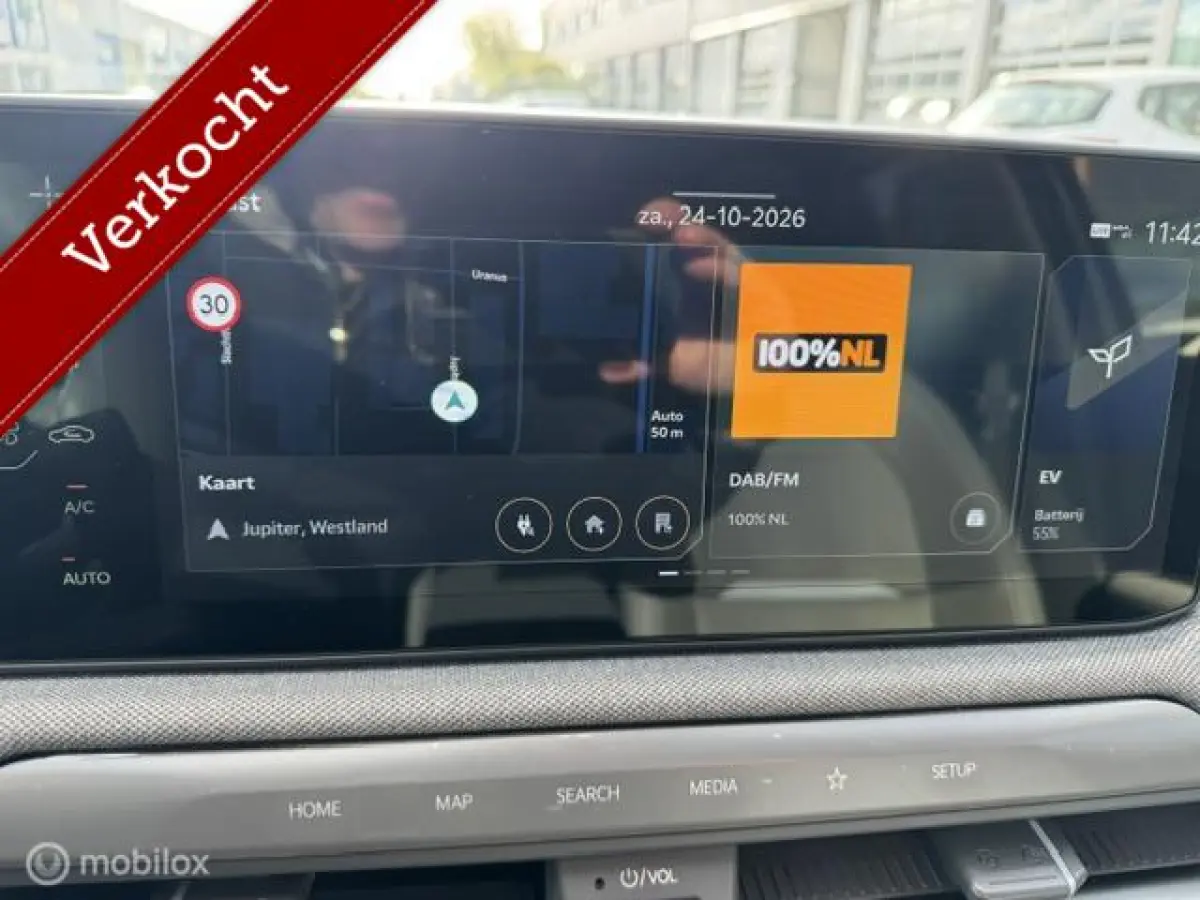 ExecutiveLine 81.4 kWh ruim 600km rijbereik , Luxe uitvoering Pano/ schuif/ kantel open dak , Leder bekleding , 360o camera , Dodehoek detectie , alle stoelen & stuur verwarmd € 35.000 ex 