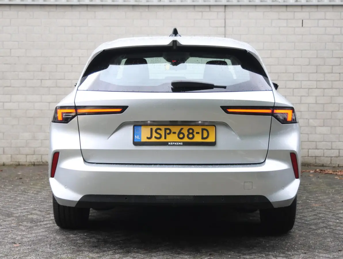 54 kWh Edition | Accutest 97% | Cruise control adaptief | Comfort stoelen | Apple Carplay/Android Auto