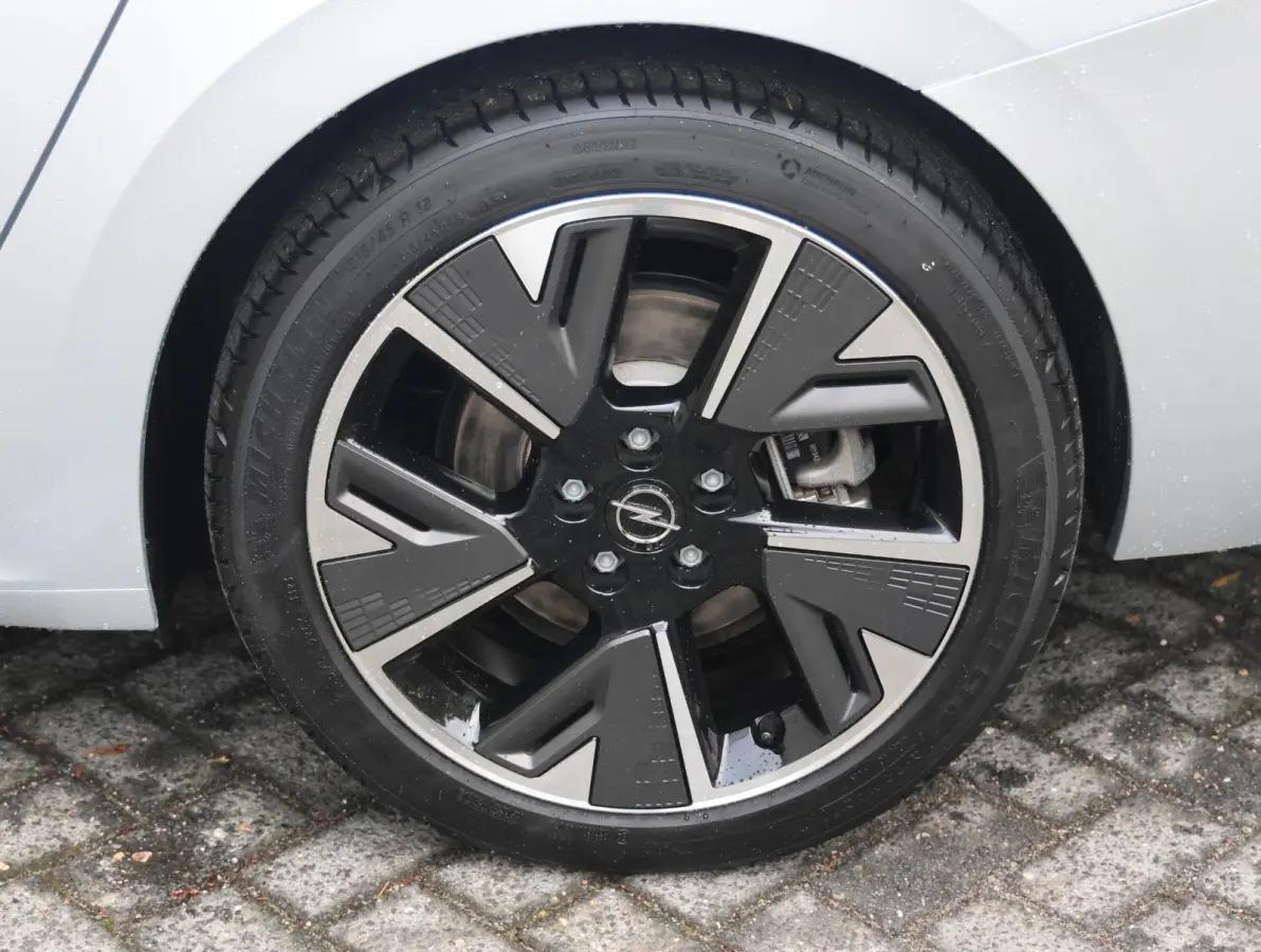 54 kWh Edition | Accutest 97% | Cruise control adaptief | Comfort stoelen | Apple Carplay/Android Auto