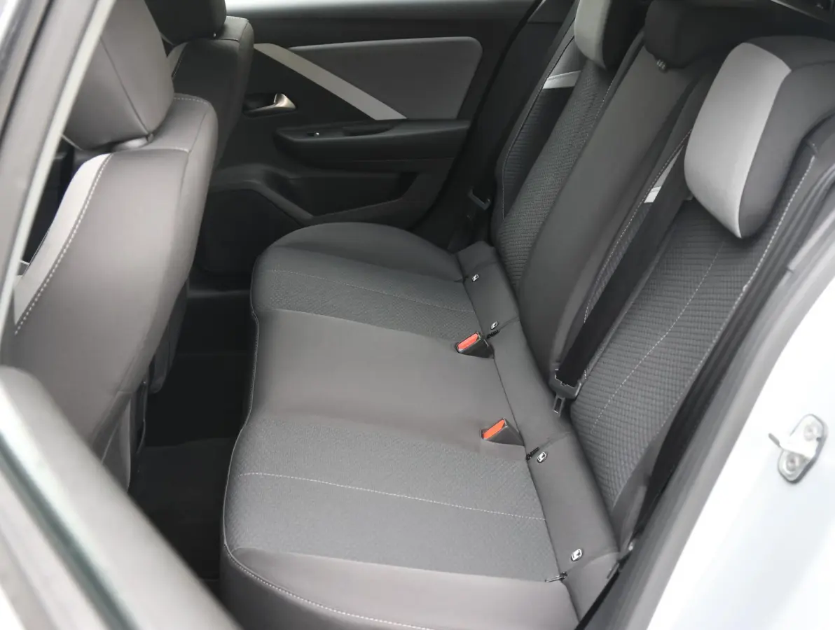 54 kWh Edition | Accutest 97% | Cruise control adaptief | Comfort stoelen | Apple Carplay/Android Auto