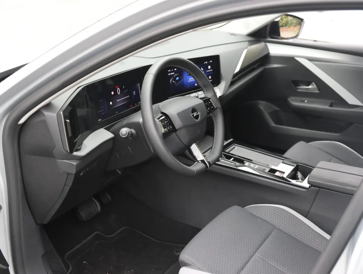54 kWh Edition | Accutest 97% | Cruise control adaptief | Comfort stoelen | Apple Carplay/Android Auto