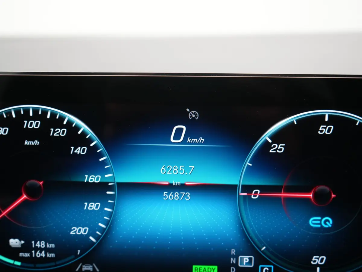 250+ Business Line 74 kWh 191pk Dealer O.H | Panodak | Camera | Stoelen & Stuur Verwarmd | Sfeerverlichting | Cruise Control | Navigatie | DAB | Virtual | 18"L.M |